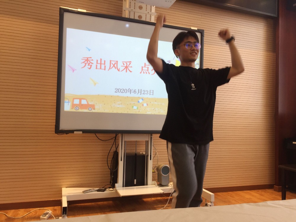 秀出风采 点亮城幼——记城区幼儿园青年教师基本功展示活动