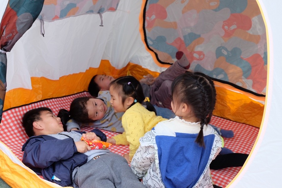 阳光正好，微风不燥——记本部小班组“春日野餐”活动